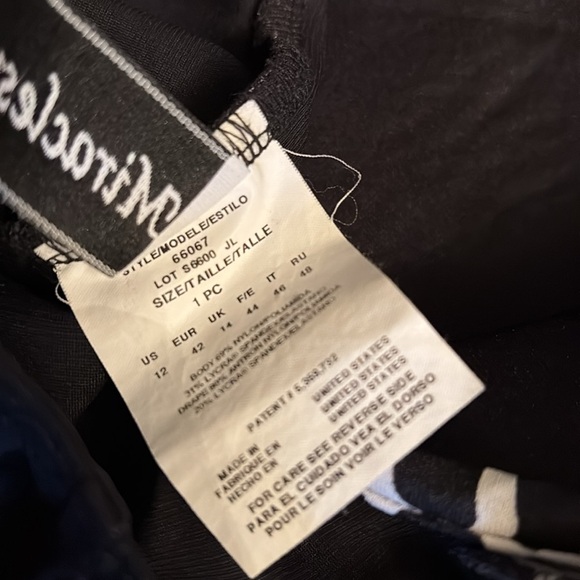 Miraclesuit Elegant Black and White Swimwear - size 12 - underwire - Picture 4 of 7